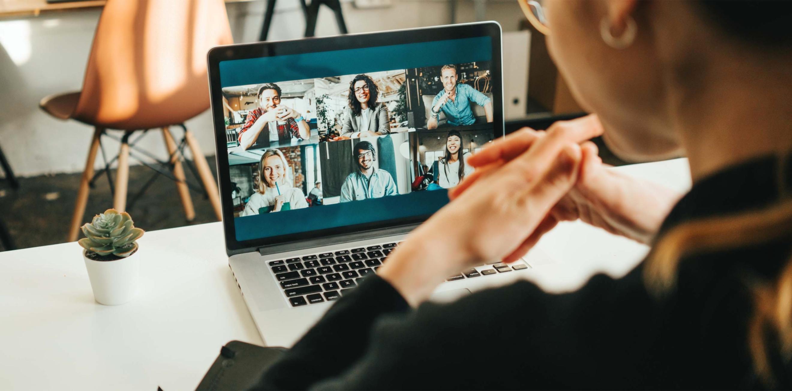 Sesión colaborativa de análisis de presupuestos entre profesionales